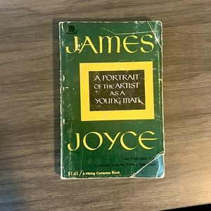Book. James Joyce, Portrait of The Artist as a Young Man.